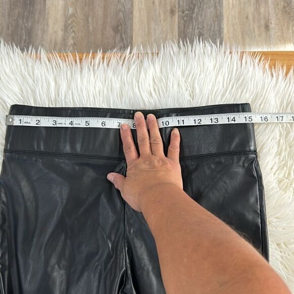 MORGAN TAYLOR FAUX LEATHER SIZE LARGE - Picture 5 of 8